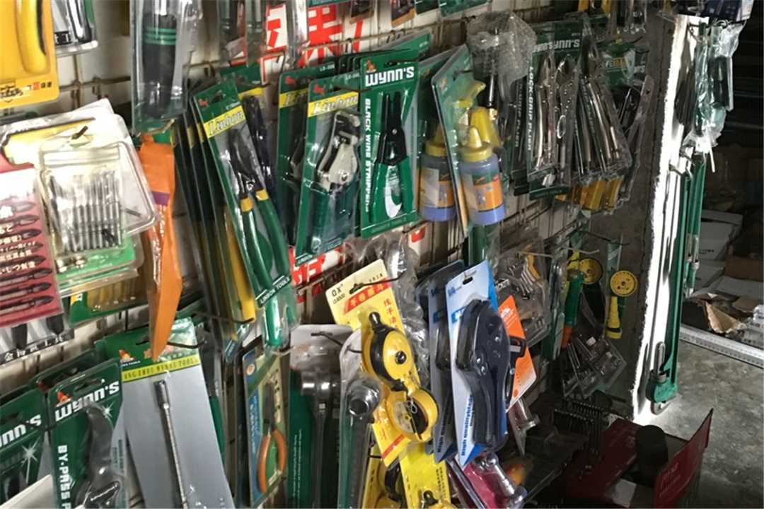 五金店福利大放送 纵购龙岗龙城店抢代金券，灯具优惠到手软